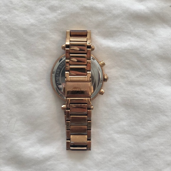 Michael Kors - Rose Gold Watch - Picture 5 of 6